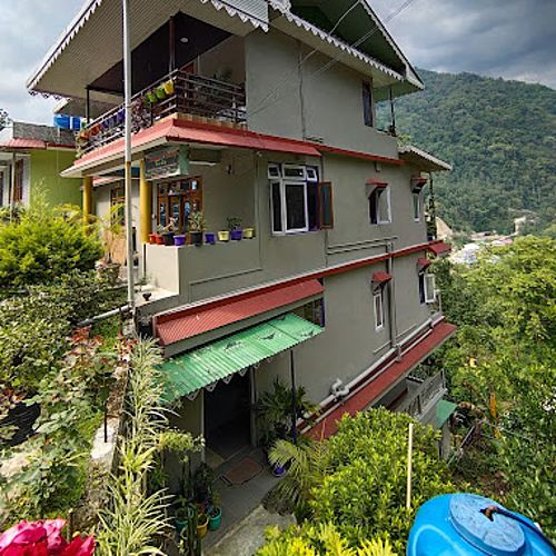 DPC555 Budget friendly mountain view Dalapchand homestay