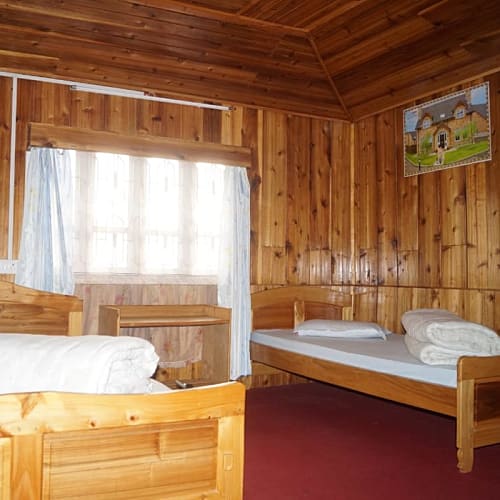 PDG551 Well maintained guest house in Pedong