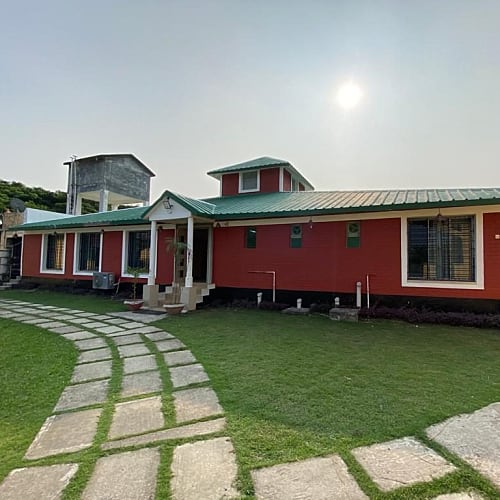 SDB609 Well maintained villa in Sunderban