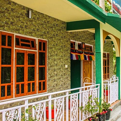KLP363 Kanchanjhunga and forest facing homestay in kalimpong