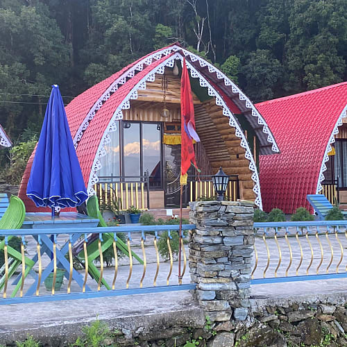 PBG343 Tent shaped cozy wooden cottages facing the mountains in Kalimpong