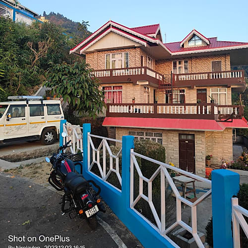 KUR540 Mountain View Homestay in Kurseong 