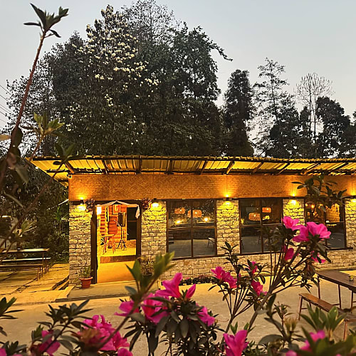 KUK675 Beautiful Mountain view Homestay in Soreng near Kaluk