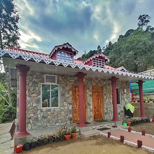 LTP525 Standard homestay in Latpanchar with birdwatching