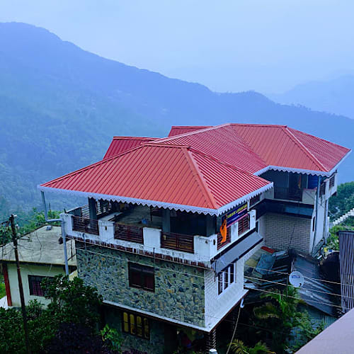 LTP523 Budget friendly homestay in Latpanchar