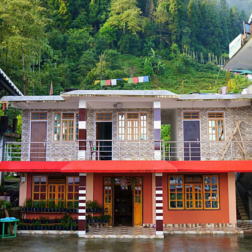 SLG849 Standard Homestay with Mountain View - Sillery Gaon