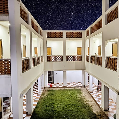 BRT654 Lake and hill view resort in Baranti 