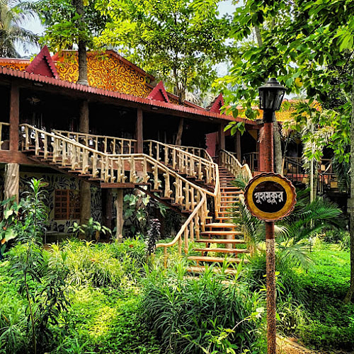 KOL975 Garden House with Rustic Charm near Kolkata