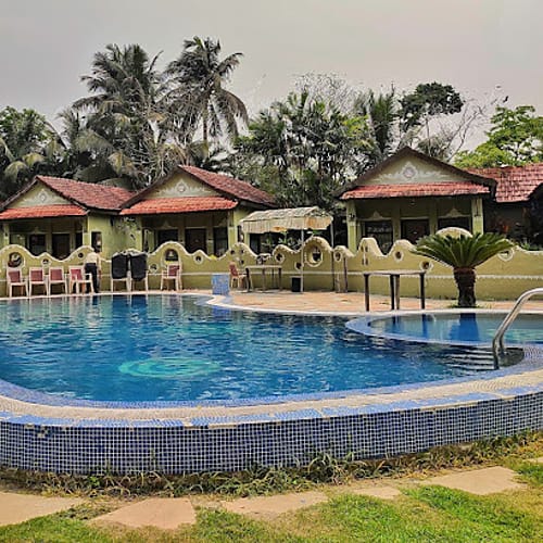 KOL945 Pet Friendly Eco Resort with Swimming Pool