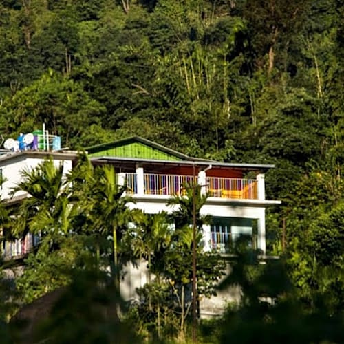 JLG1100 A Beautiful Homestay just by the River Jaldhaka