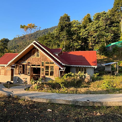 BJB115 Luxurious Poolside Tented Camps in Bijanbari