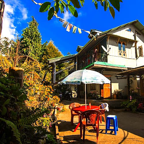 PDG885 Well Furnished Wooden Cottage in Pedong