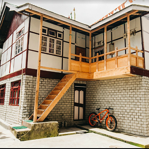 LCN1210 Well Furnished Wooden Cottage in Lachen