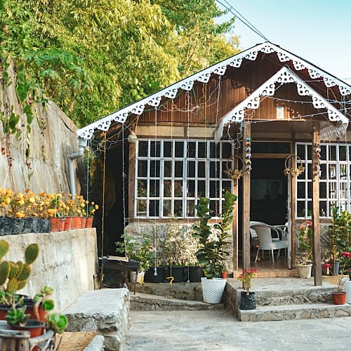 KLP354 Homestay with flower nursery in Kalimpong