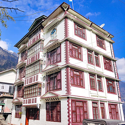 LCN1213 Deluxe Mountain View Hotel in Lachen