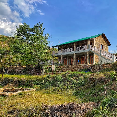 ALM745 Premium Mountain view Farmstay