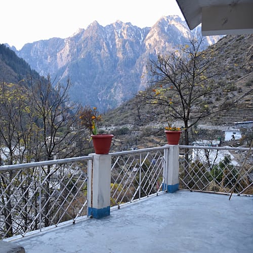 AUL1286 Economy Mountain view Homestay 