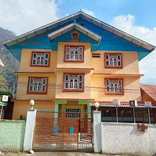 LCG1228 Standard Well Furnished Hotel in Lachung