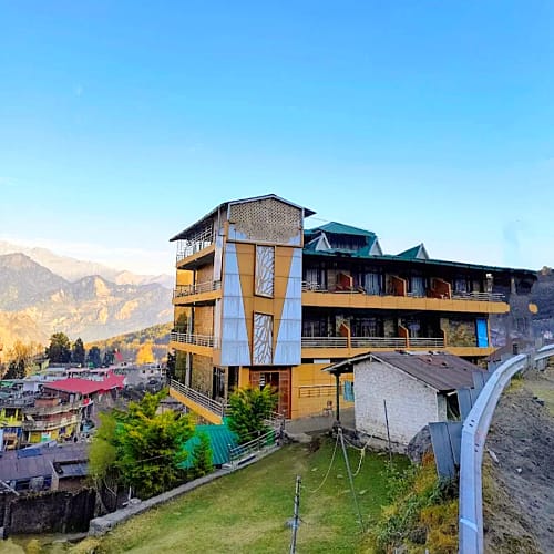 MNY1352 Premium Hotel with a Himalayan View