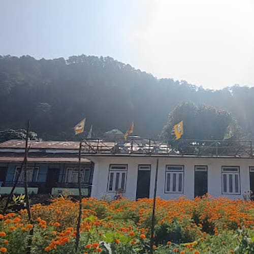 SLG219 White mountain view cottage homestay in Sillery Gaon