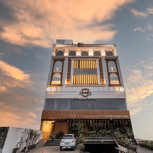 DDN1425 Tranquil Luxurious Retreat in Dehradun