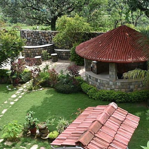 DDN1455 A Blissful Retreat in Dehradun