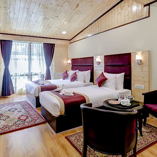 DRJ1481 Premium Hotel near Mall Darjeeling 