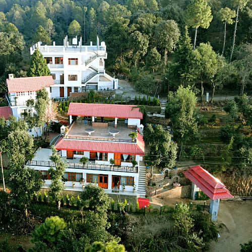 ALM1494 Standard Mountain View Resort