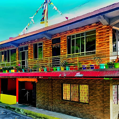 Lva814 Kanchenjunga View Budget Homestay With Breezy Rooms